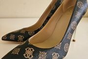 Guess Brown Logo-Print Court Shoes Brocr-Brown RRP 129e 6 UK &amp; 7 UK NEW &amp; BOXED perfect for Christmas party