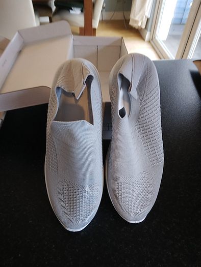 ladies shoes