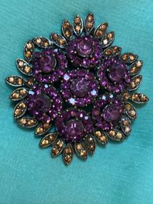 Brooch - Crystal - Vintage