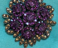Brooch - Crystal - Vintage