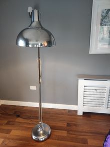 Floor lamp