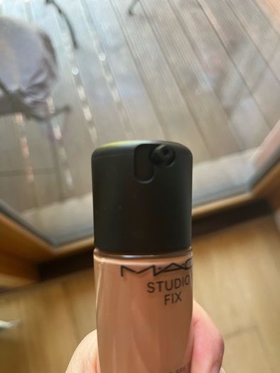 Mac foundation Studio Fix Fluid NW33 SPF15 30ml