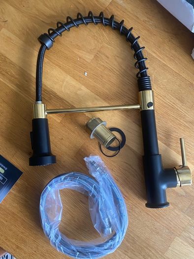 Kitchen tap - Brass Pull-Down Kitchen Mixer Tap / NEW