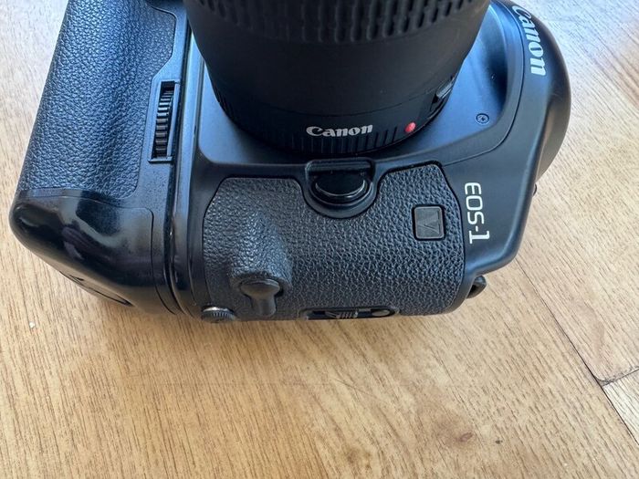 Canon EOS 1V 35mm Film Camera - Great Condition.