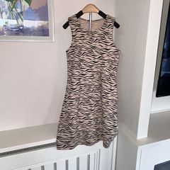 Brand New Girls Leopard Print Summer Dress Age 10-11 yrs / EU 145cm