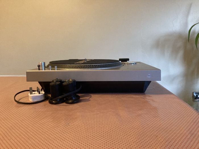 Turntable Technics SL-120 Direct Drive