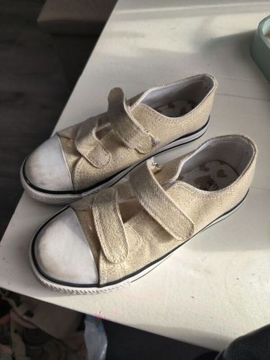 Girls Gold Glitter  Canvas Shoes