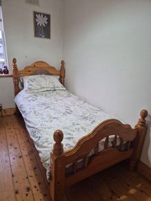 Single Pine Bed