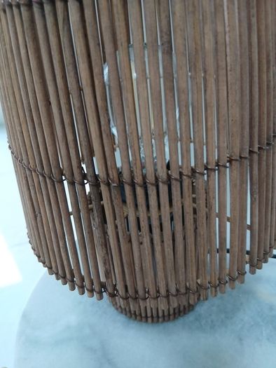 Table lamp