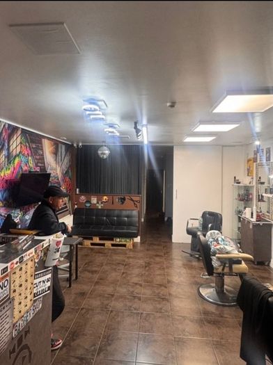 barber station