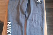 nike air bottoms immac cond like new Size large