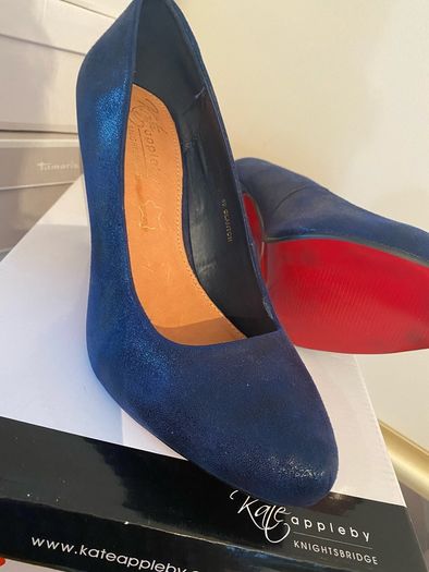 New shoes size 6/39