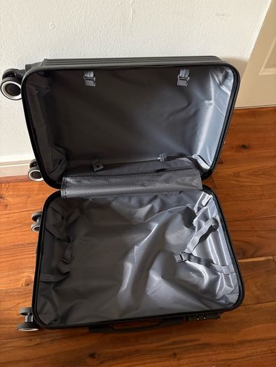 Travel Luggage Suitcase 55h x 35w x 23d