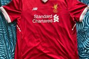 Liverpool 2017/18 Home Kit