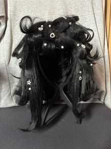 Black wig