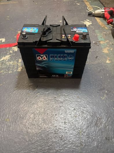 heavy duty 12v 135Ah battery