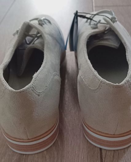 NEW Shoes 5/38