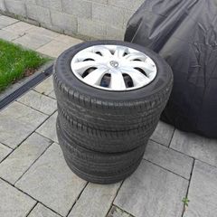 Toyota yaris wheels and tyres set of 4