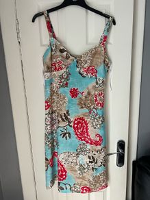 Ladies stunning dress uk 8 never worn