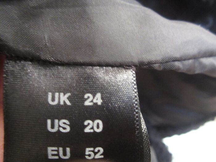 Black size  24....