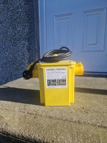 Carroll & Meynell 3000VA Intermittent Step-Down Isolation Transformer