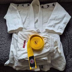 3 Taekwondo uniforms and a groin guard (adult)