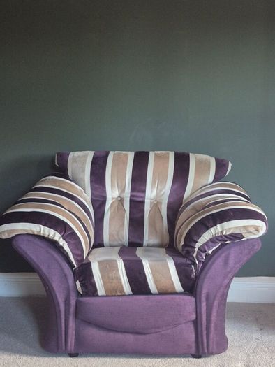 Sofa and 2 armchairs
