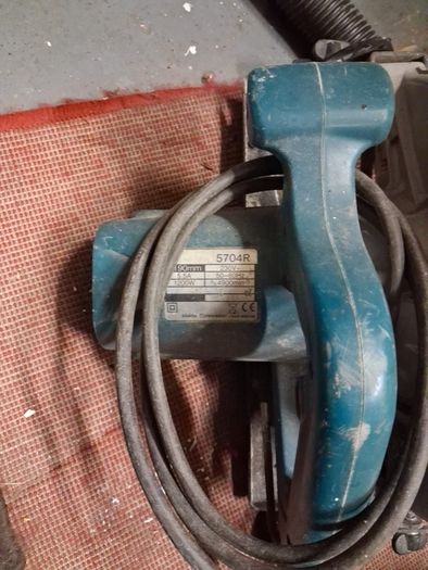 makita 7 inch circular saw.