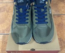 Trainers runners men's Lee Cooper memory foam size 7.5 size 41 brand new in box