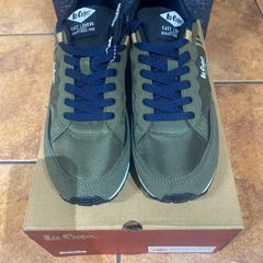 Trainers runners men's Lee Cooper memory foam size 7.5 size 41 brand new in box