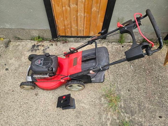 Lawnmower