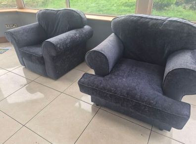 sofa x2 chairs