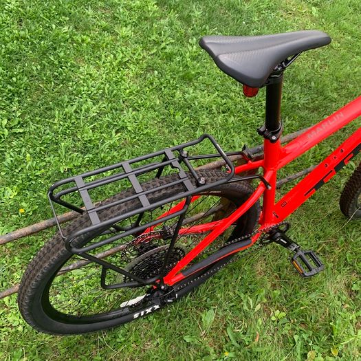 TREK Marlin 8 Mountain Bike - Size L - Pristine Excellent Condition