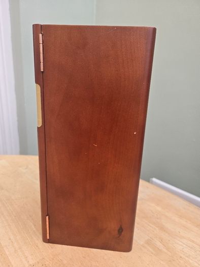 Middleton Very Rare Old Barry Crockett Wooden Box
