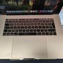 Apple MacBook Pro 15.4" 2018, 6 Core i7 2.2GHz 16GB 500GB A1990 Touch Bar (Battery Cycle: 422) Image 3