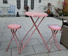 Novelty Bar Table and Stools