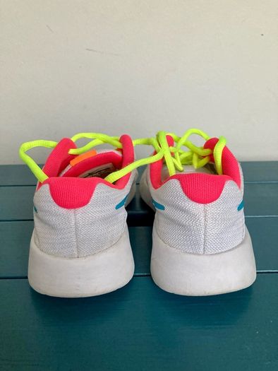girls nike trainers size 1