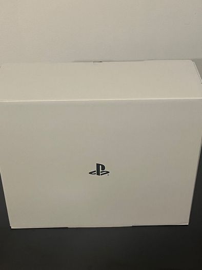 PS5 Slim DISC 1TB boxed with controller