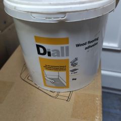 B&Q wood floor adhesive