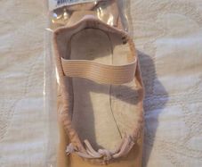 Childrens Ballet Shoes size 11B