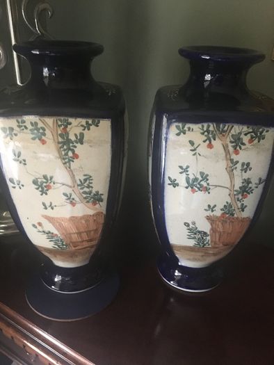 Gorgeous pair of Oriental Vases