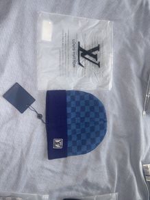 lv hat