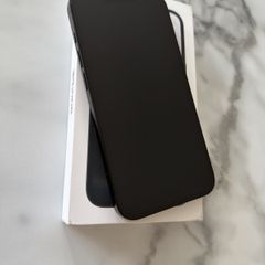 iPhone 16e