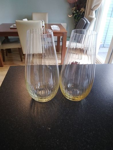 vases
