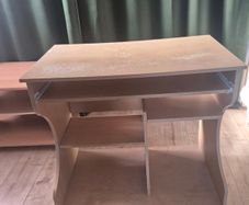Computer desk