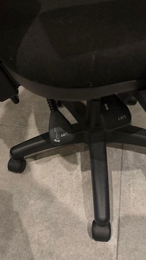 Ergonomic Black Office Desk Chair - Fully Adjustable & Great Condition