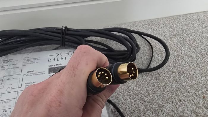 Line 6 Helix Stomp + Mission TT 2 Footswitch
