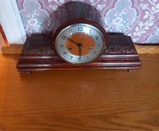 Vintage 555 Brand Mantel Clock