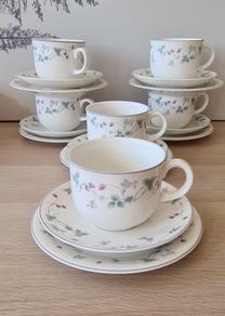 Cups Saucers Plates