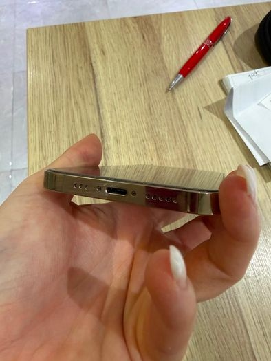 iPhone 12